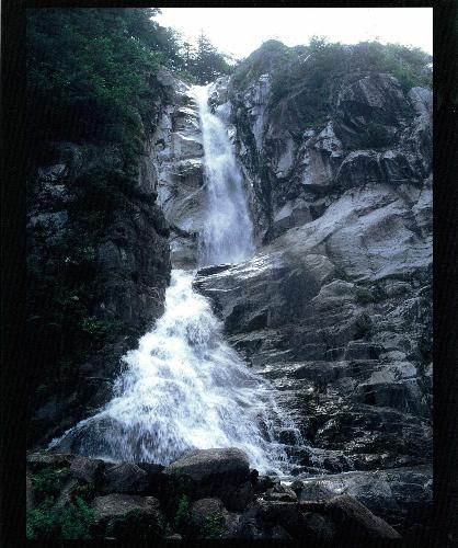 ドンドコ沢の滝